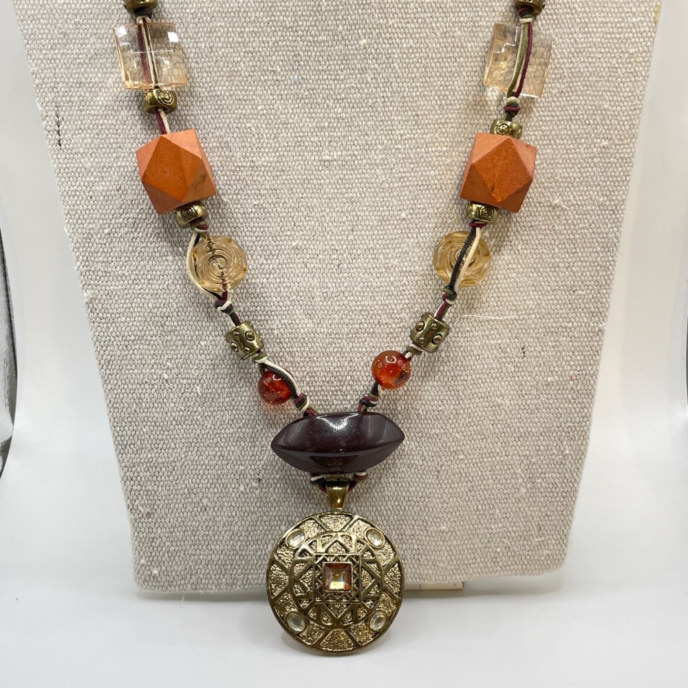 Bijoux Terner Mixed Materials Beaded Pendant Necklace